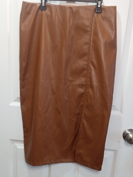 Dresses & Skirts - BROWN FAUX LEATHER SKIRT